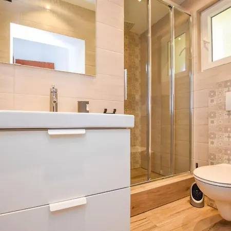Apartman Apartments Zoe